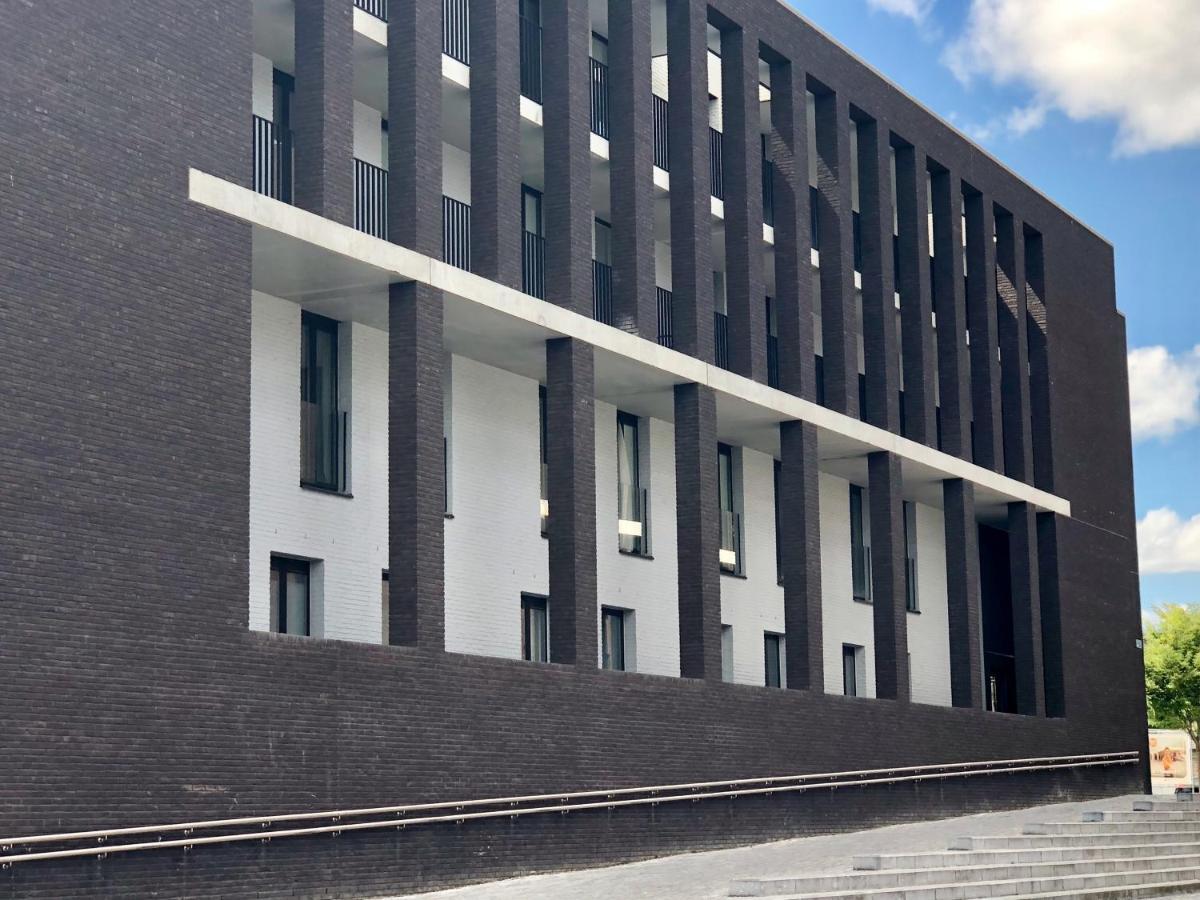 Luxury Apartment Mons City Center Экстерьер фото